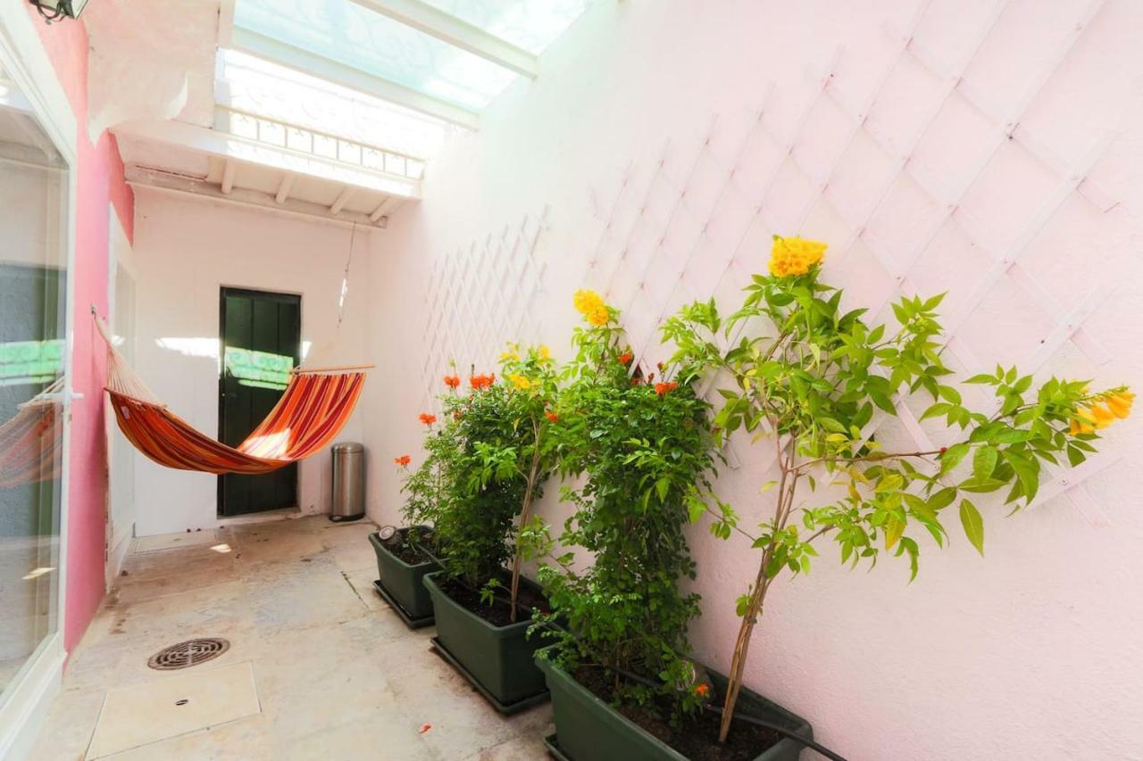 2 Bedroom Apartment With Patio Next To Avenida Da Liberdade Лиссабон Экстерьер фото