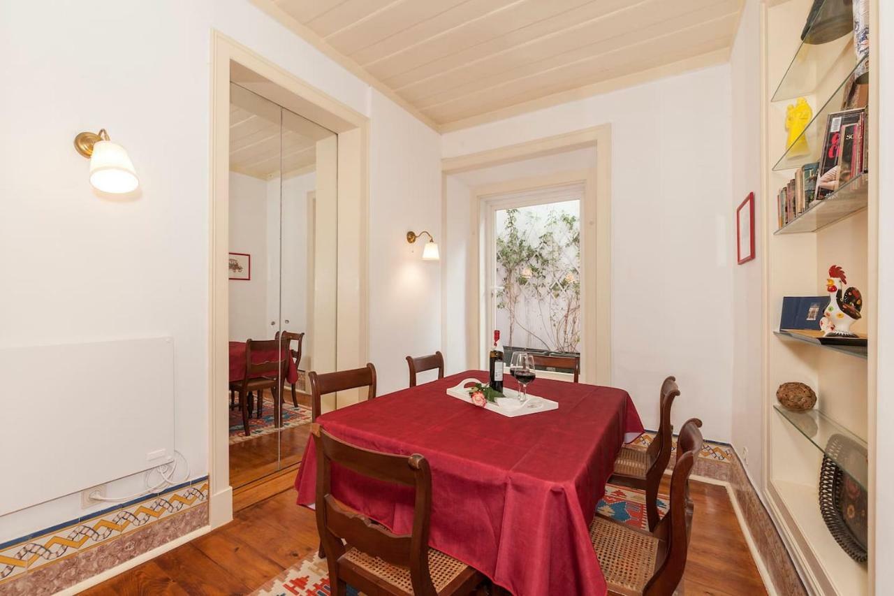 2 Bedroom Apartment With Patio Next To Avenida Da Liberdade Лиссабон Экстерьер фото