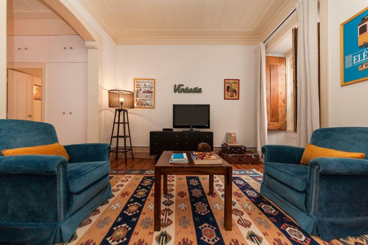 2 Bedroom Apartment With Patio Next To Avenida Da Liberdade Лиссабон Экстерьер фото